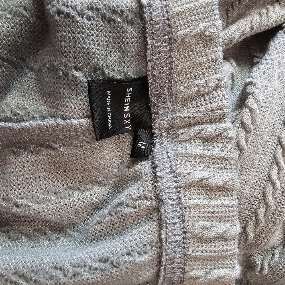 SHEIN, SIZE M, OLIVE PANTS/TOP - Picture 4 of 5